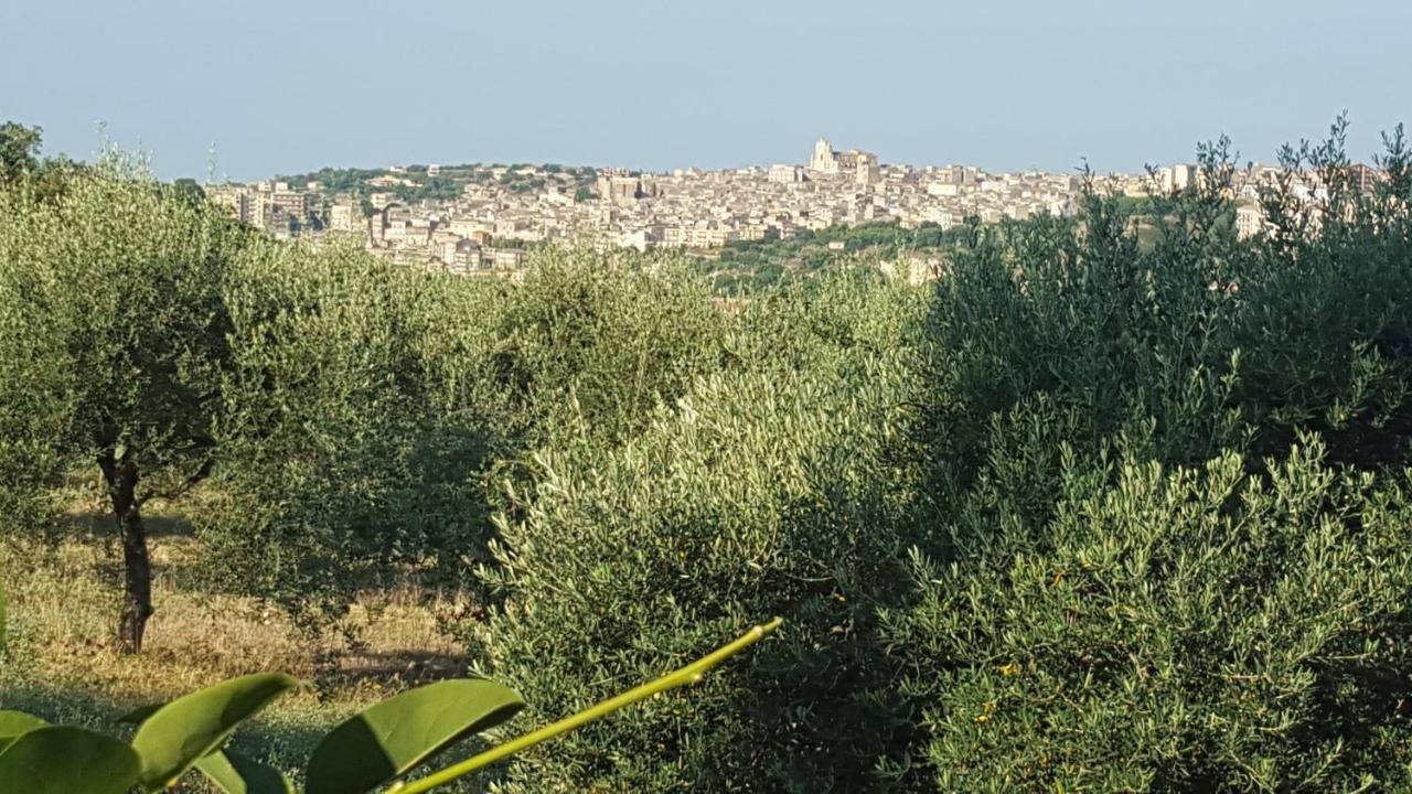 Le Rose Di Modica Villa Exteriör bild